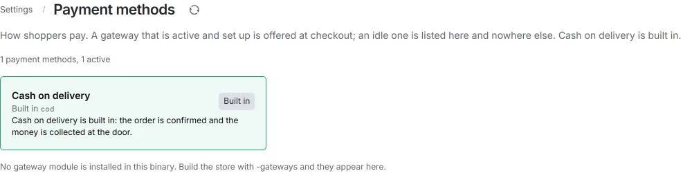 The payment methods screen of a store with no gateway module installed: cash on delivery, built in and active.